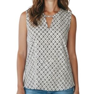 NWT WHBM Printed Sleeveless Keyhole Front Blouse Size Medium